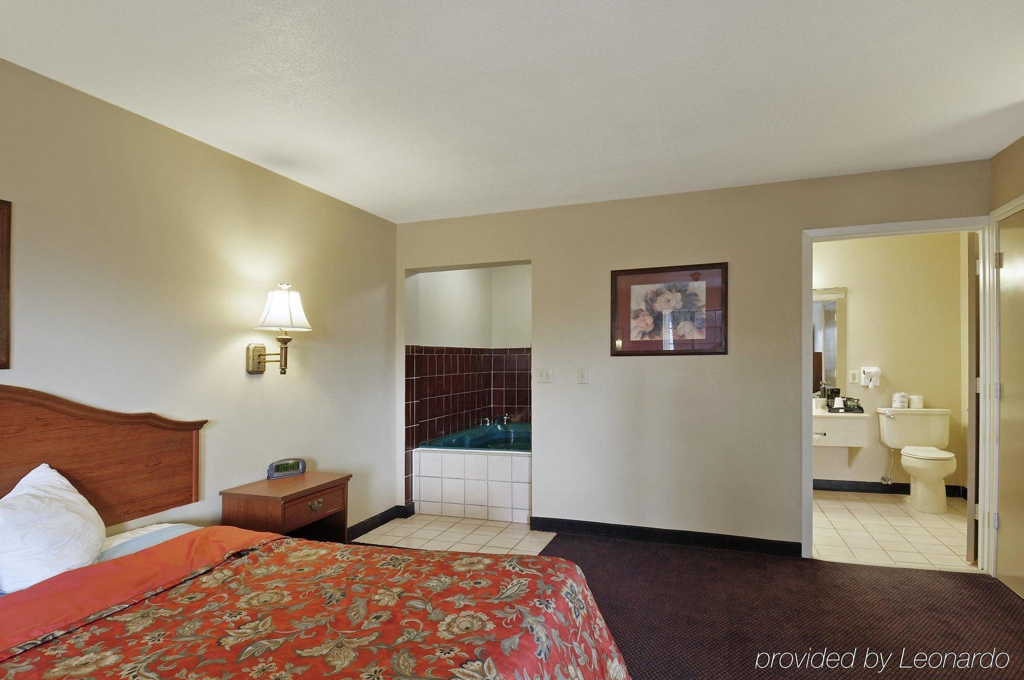 Quality Inn & Suites New Boston Экстерьер фото